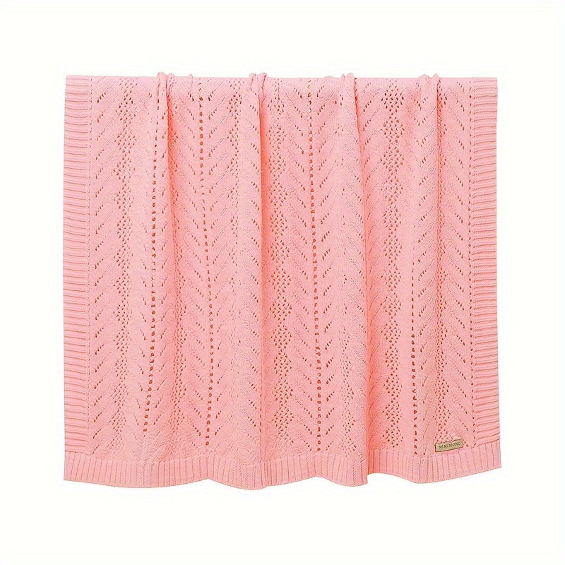 Youngsters Blanket made from soft knit material with a hollow-out design. This versatile air conditioning throw is perfect for use on the sofa, at home, or for parties. It can be hand washed and comes in bright pink, light blue, and cream colors.