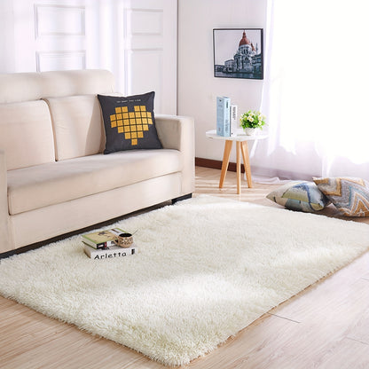 1 piece of an ultra-soft plush rug in white for a large area, featuring a non-slip design and fluffy shaggy texture. This waterproof shaggy throw rug is perfect for the living room, bedroom, nursery, game room, dormitory, or teenage room decoration. Add