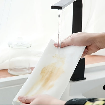 [Best-Seller] Get a single roll containing 400 sheets of versatile lazy cloth disposable kitchen paper towels. Use them as washable dry and wet towels, rags, non-stick oil cloth, and non-greasy towels for all your household cleaning needs. This