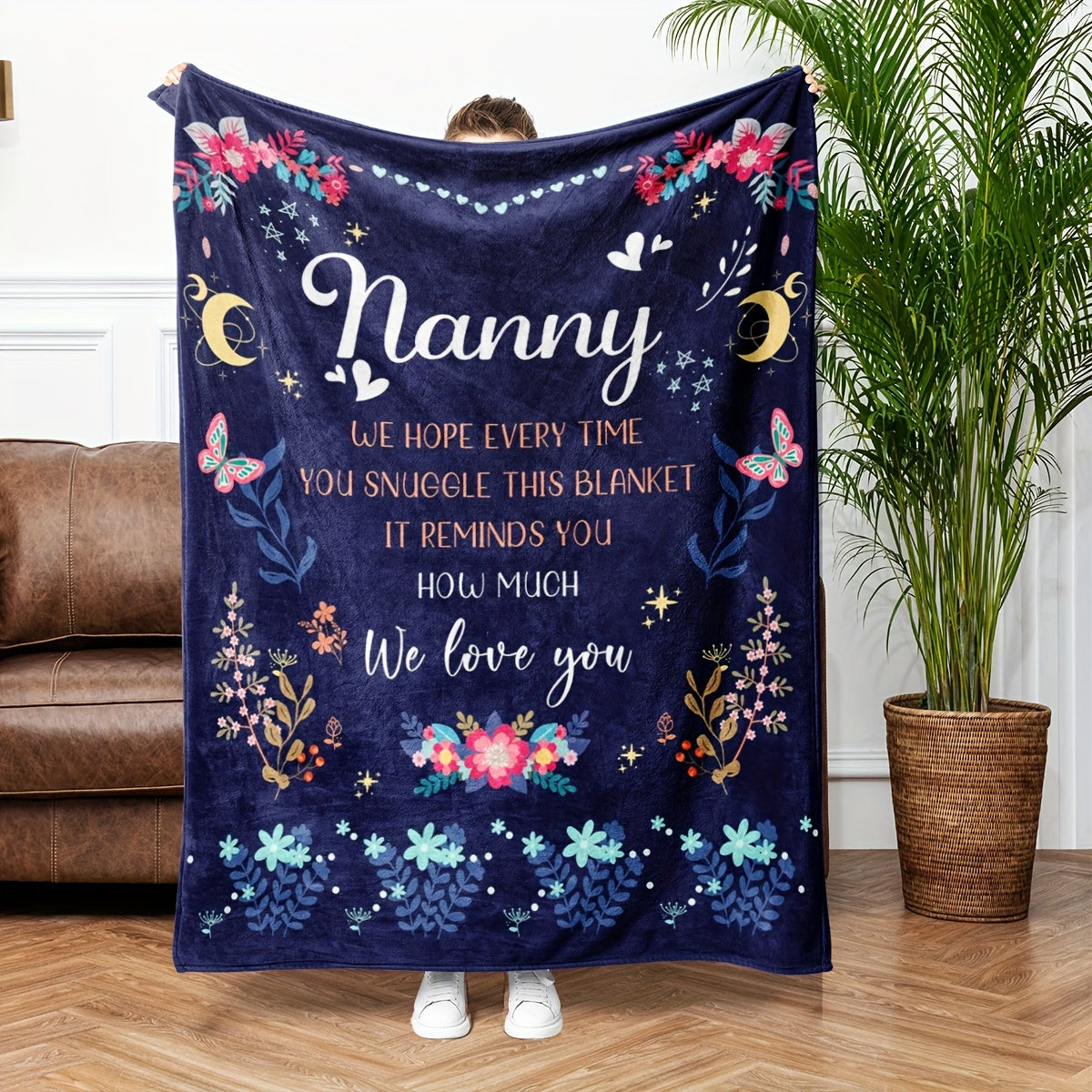 1 piece Nanny Gift Throw Blanket - Modern Floral Design, Easy to Clean in Washing Machine, Year-Round Use Knitted Polyester, Versatile and Comfortable Throw for Couch, Perfect for Birthday, Mother's Day, Christmas