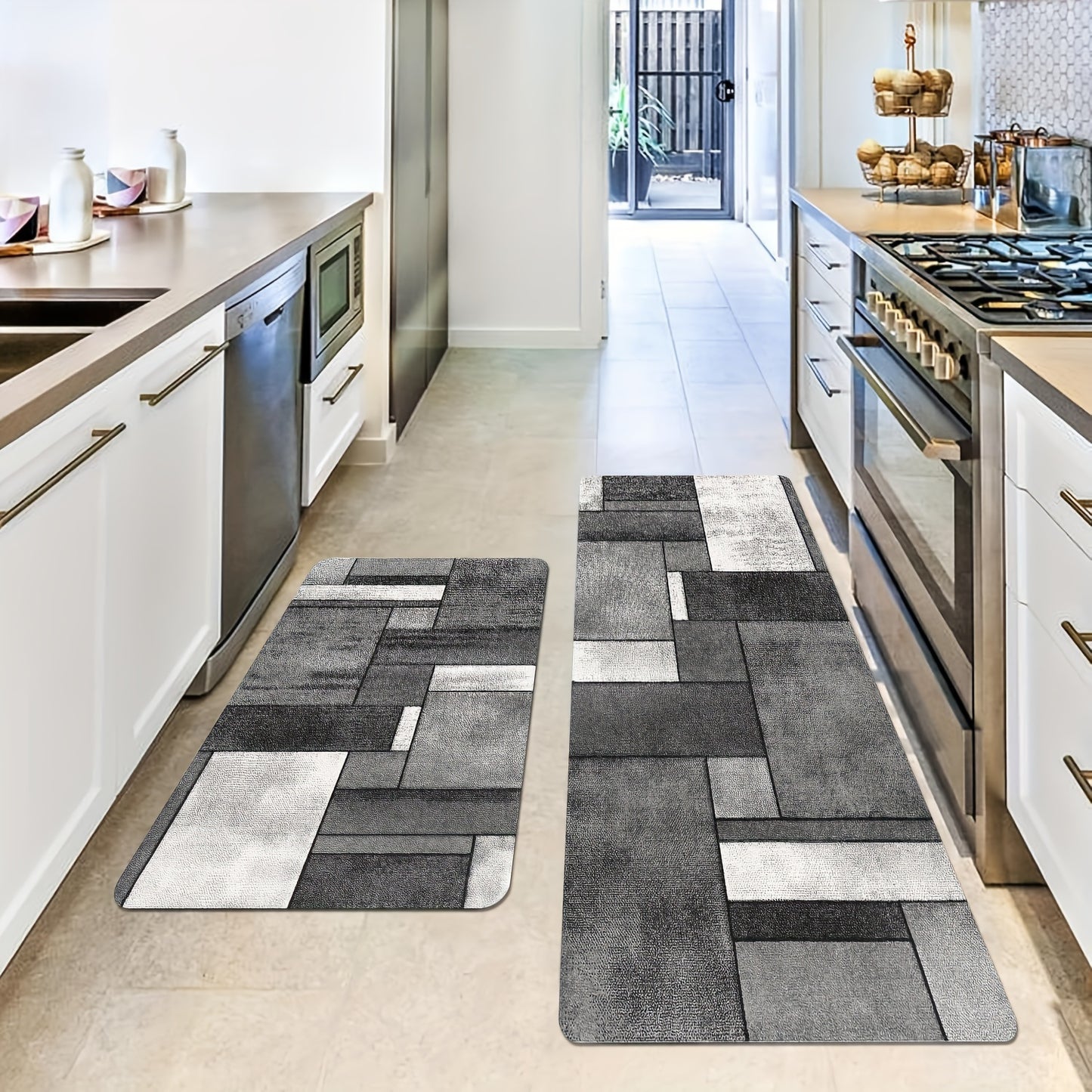 1 piece of Geometric Print Kitchen Mat with non-slip, oil-proof, and waterproof features. This runner rug is dirt-resistant, machine washable, and is suitable for use as an entrance doormat or in the kitchen, living room, laundry room, and bathroom. It