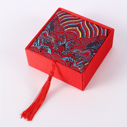 1 piece of Chinese Style Storage Box with Tassel, featuring Ancient Poetry Fabric Brocade design. Perfect for holding beads, bracelets, and other jewelry. Simple, elegant, and delicate, making it a great retro gift idea.