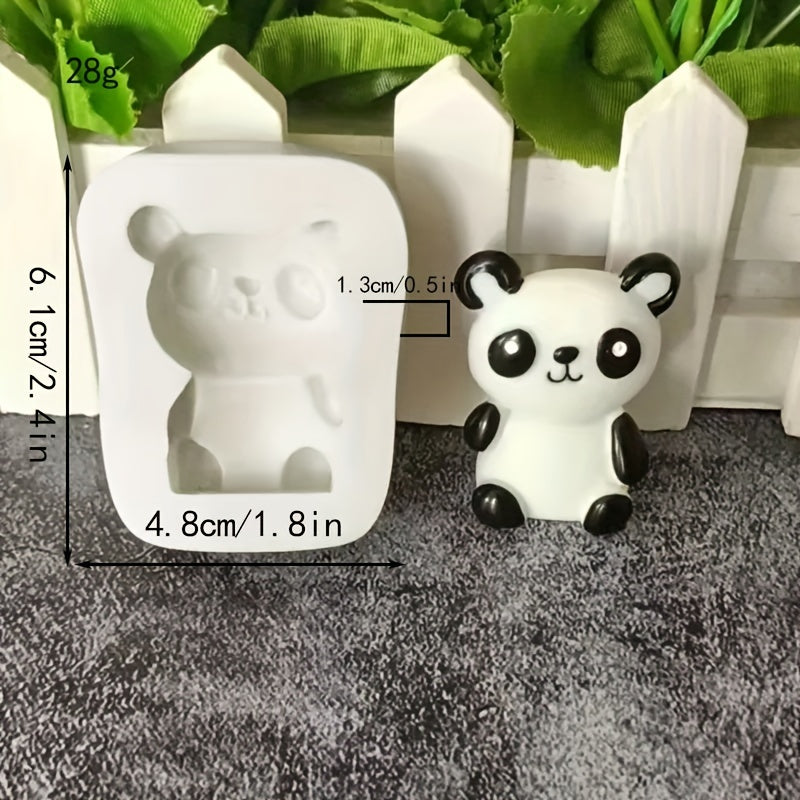 1 piece of adorable cartoon animal silicone molds for baking, cake decorating, and more. This food-grade ice tray mold can be used for fondant, chocolate, panna cotta, pudding, jelly, and resin clay. A fun addition to any kitchen!