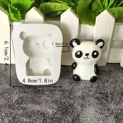 1 piece of adorable cartoon animal silicone molds for baking, cake decorating, and more. This food-grade ice tray mold can be used for fondant, chocolate, panna cotta, pudding, jelly, and resin clay. A fun addition to any kitchen!