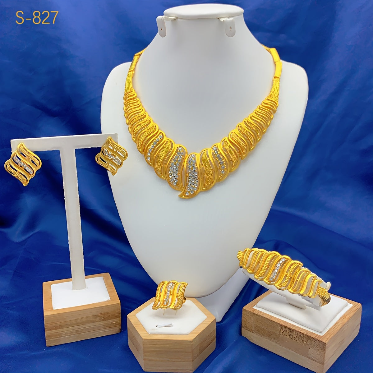 Zinc Alloy Jewelry Set inspired by Arabian and Urban Fashion - Includes Necklace, Bracelet, Earrings, and Ring; Features Crystal Embellished Droplet Design perfect for Bridal, Party, Engagement, Wedding occasions; Ideal Valentine's Day Gift for all