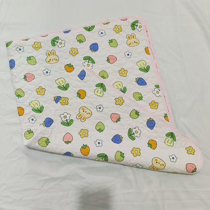 1 piece of a washable double-sided cotton diaper changing pad that can also be used as a mattress pad. Makes a great gift for Christmas, Halloween, Thanksgiving Day, New Year's, or Valentine's Day. Please note that the color of the lining and hemming is