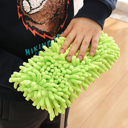 1 piece of a cute cartoon mop, perfect for small cleaning tasks. This mini mop doubles as a fun toy for floor mopping, making cleaning a more enjoyable task. It is portable and can be used for both wet and dry cleaning, ideal for home, school, or any