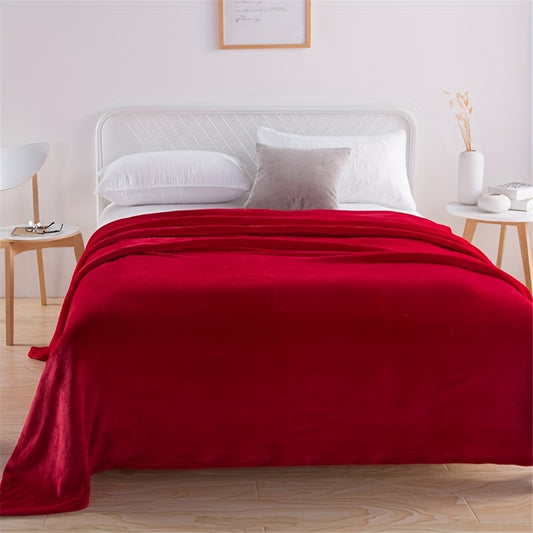 1 piece of a cozy and warm coral velvet flannel blanket suitable for all seasons - Ideal for use on the couch, bed, or sofa.