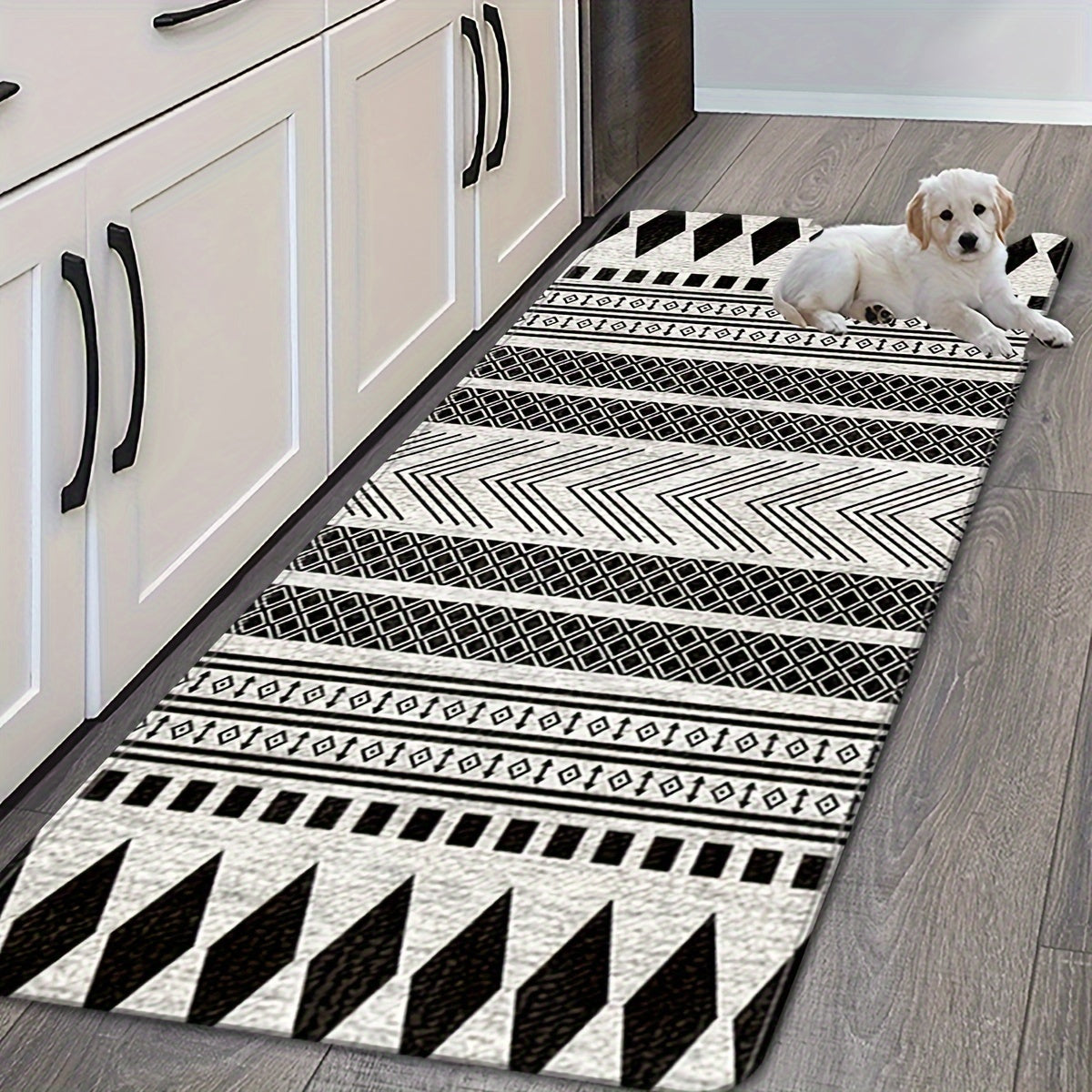 1 piece Non-Slip Moroccan area rug - Luxuriously soft and long-lasting rug for laundry room, bathroom, kitchen, bedroom, living room, and dining room - Easy to clean in the washing machine and features a stylish braided design