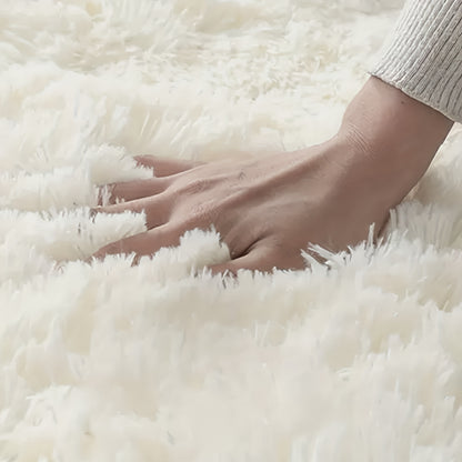 1 piece of an ultra-soft plush rug in white for a large area, featuring a non-slip design and fluffy shaggy texture. This waterproof shaggy throw rug is perfect for the living room, bedroom, nursery, game room, dormitory, or teenage room decoration. Add