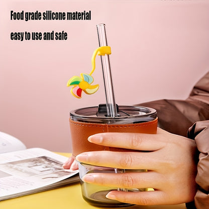 1 piece of a new cartoon straw cap made of food-grade silicone material. This creative straw cover is suitable for 10mm/0.4inch straws and is reusable. It is safe and dustproof, making it perfect for parties as a gift or decoration on party cups.